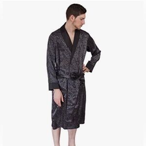 Premium Black and Gray Robe Men’s Size M